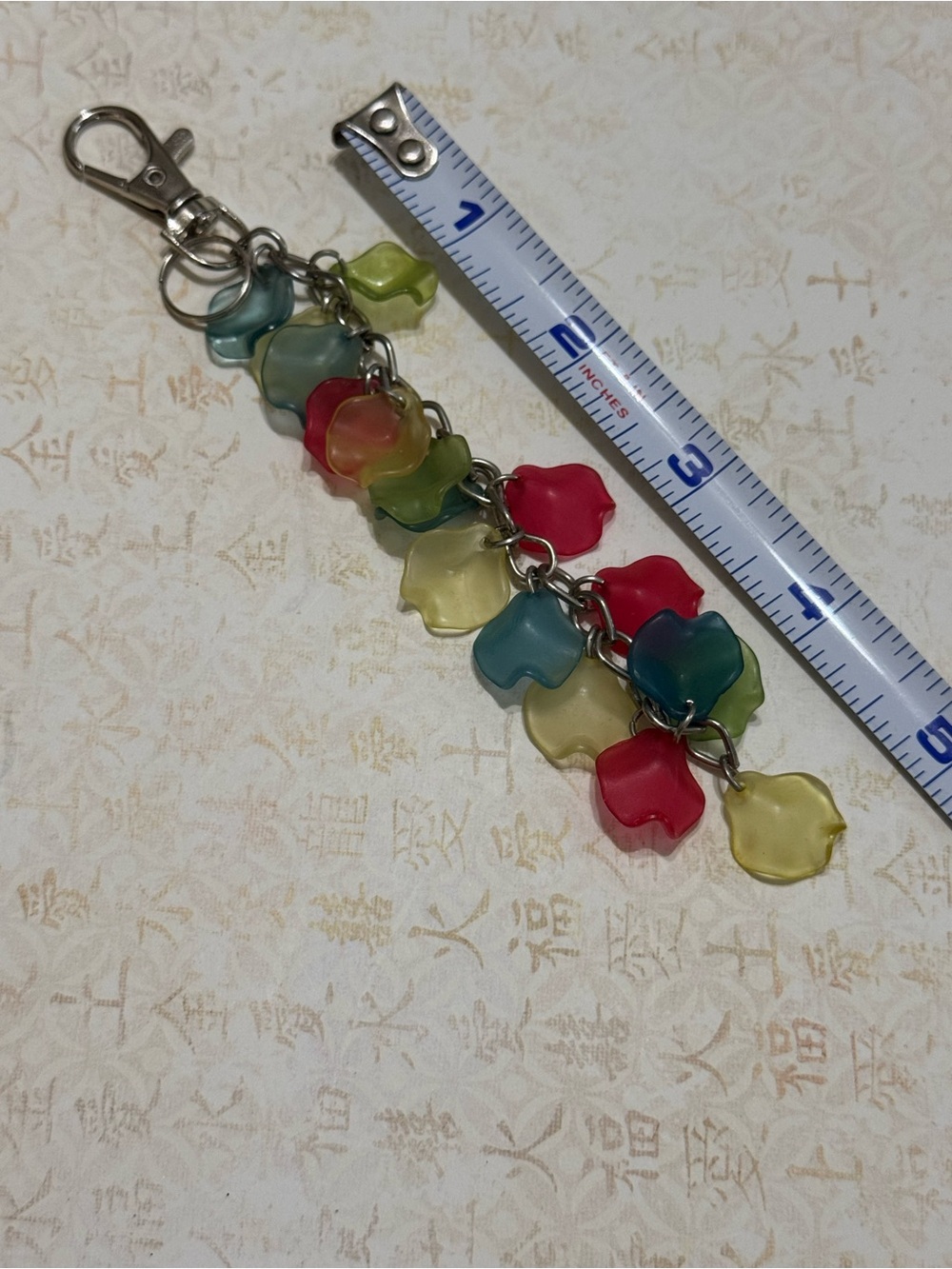 FLOWER PETALS HANG TAG BAG TAG KEY RING - Picture 2 of 6